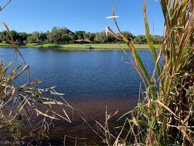 Listing photo 2 for 1050 Shady Oaks Ave, Labelle FL 33935