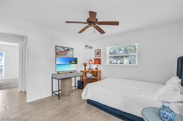 bedroom featuring ceiling fan