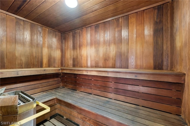 view of sauna / steam room