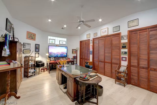 office area featuring light wood-style flooring, a ceiling fan, and recessed lighting