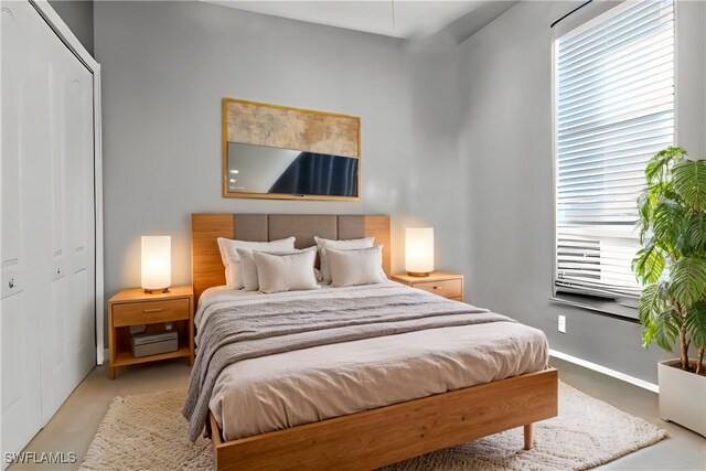 bedroom with a closet