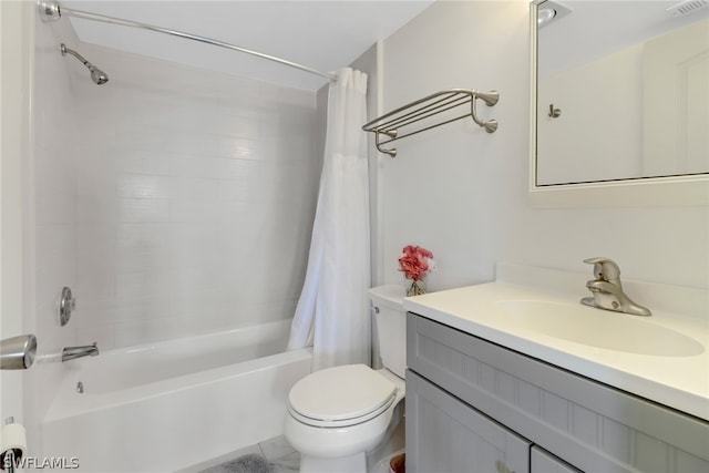 full bathroom featuring vanity, toilet, and shower / tub combo with curtain