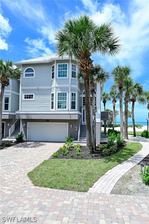 view of front of house with a garage