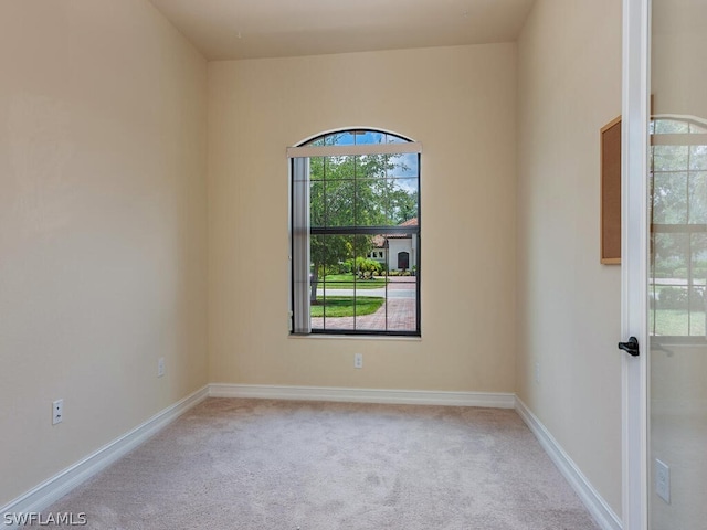 view of carpeted spare room