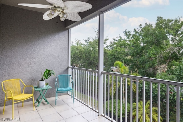 balcony with ceiling fan