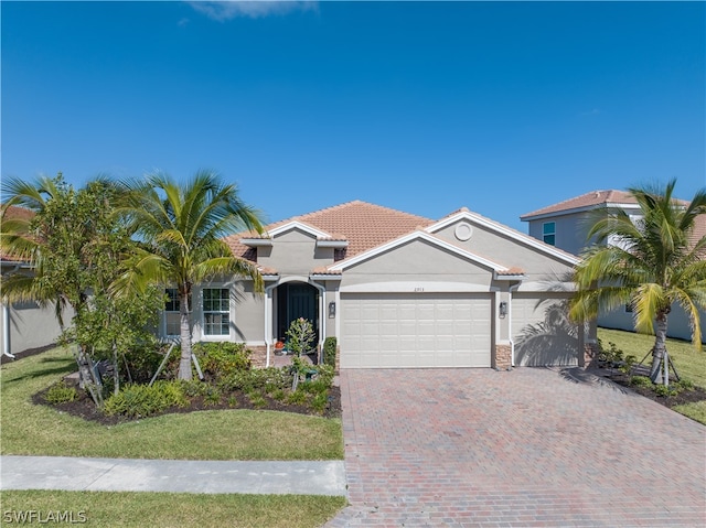 2913 Royal Gardens Ave, Fort Myers FL, 33916, 4 bedrooms, 3 baths house for sale