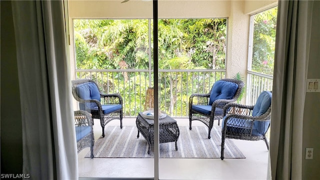 view of sunroom / solarium