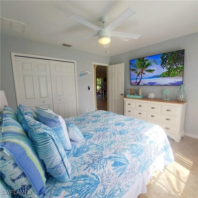 bedroom featuring a closet and ceiling fan