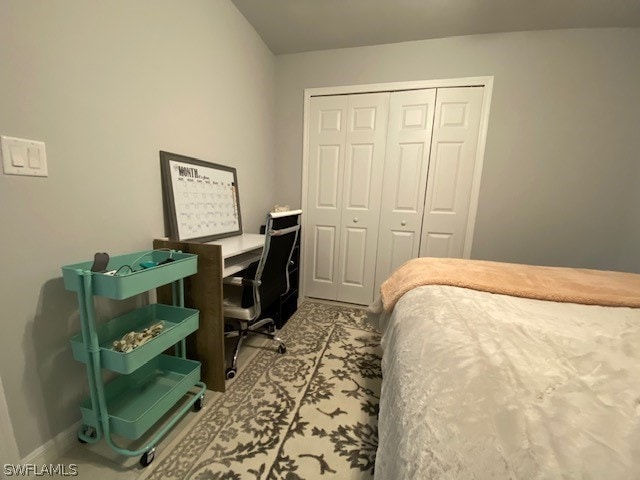 bedroom with a closet