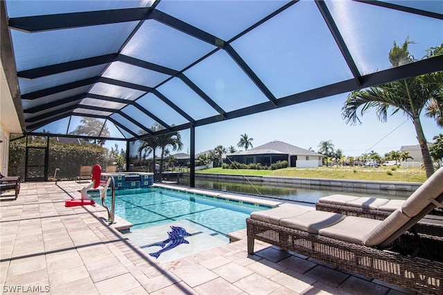 view of swimming pool featuring a lanai, an in ground hot tub, a water view, and a patio