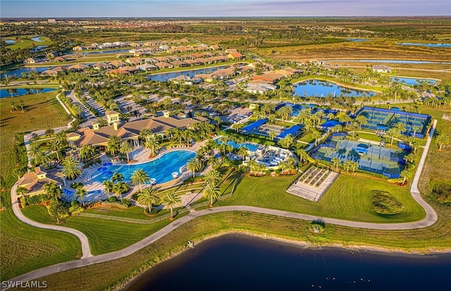 bird's eye view with a water view