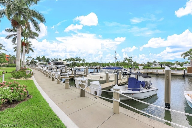 Listing photo 3 for 1777 Gulfstar Dr S, Naples FL 34112