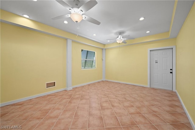 empty room with ceiling fan