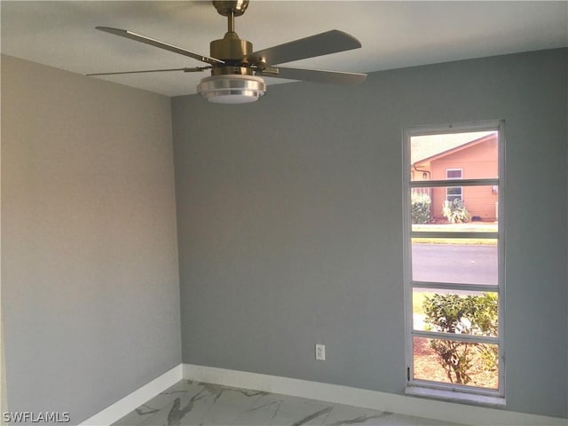 empty room with ceiling fan