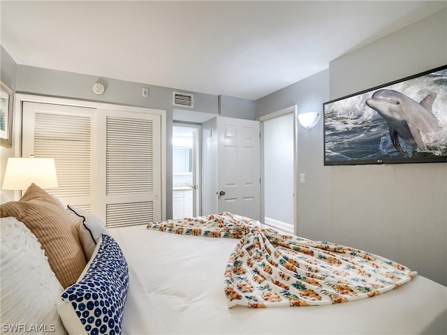 bedroom featuring a closet