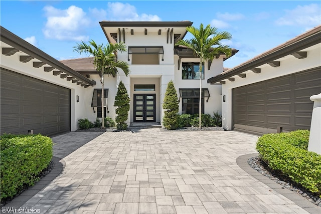 view of front of house with a garage