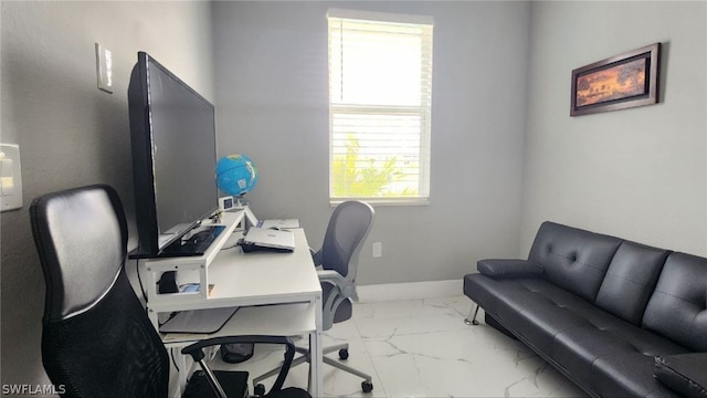 office area featuring a wealth of natural light