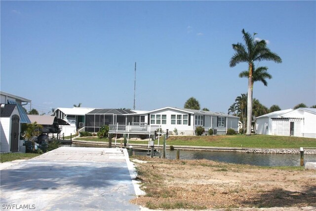 Listing photo 3 for 17601 Bryan Ct, Fort Myers Beach FL 33931