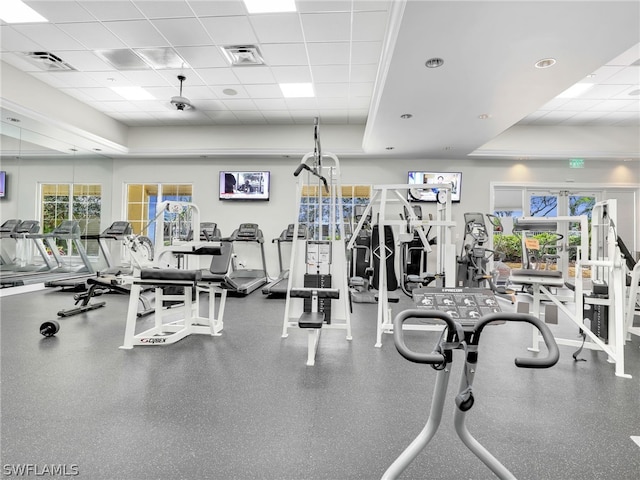 workout area featuring a drop ceiling