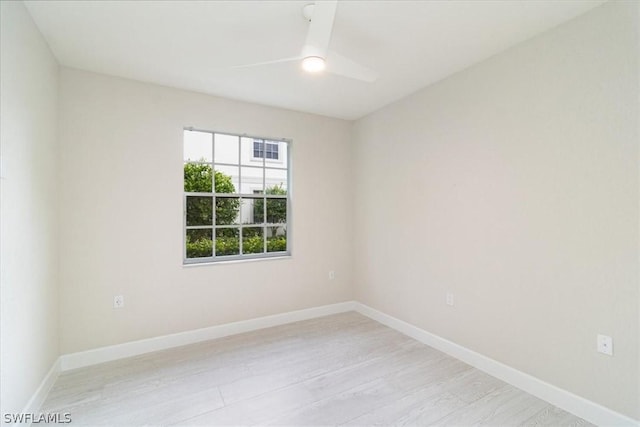 unfurnished room featuring ceiling fan