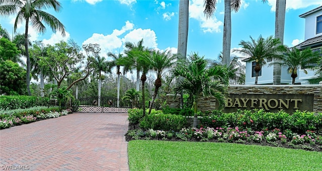 Listing photo 3 for 203 Bayfront Dr, Bonita Springs FL 34134