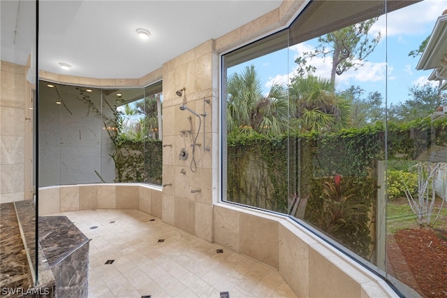 15401 Old Wedgewood Ct, Fort Myers, FL 33908 - bathroom featuring tile walls