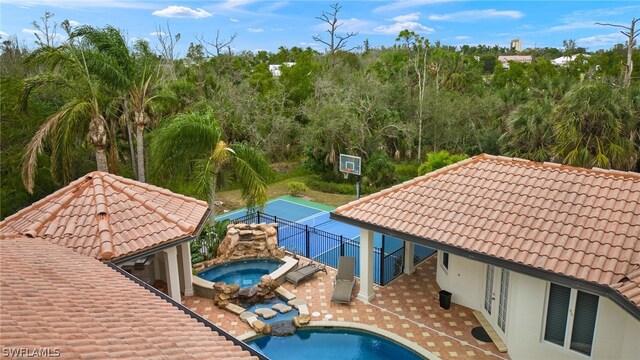15401 Old Wedgewood Ct, Fort Myers, FL 33908 - view of pool featuring an in ground hot tub
