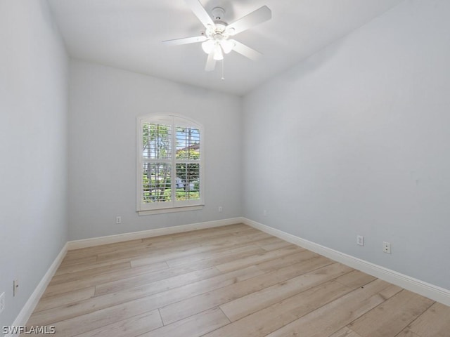 unfurnished room with light hardwood / wood-style floors and ceiling fan