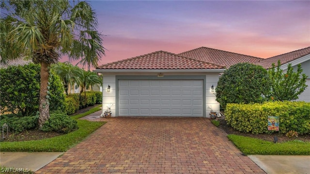 view of front of house featuring a garage