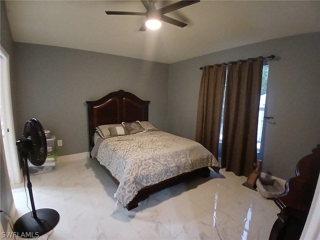 bedroom with ceiling fan