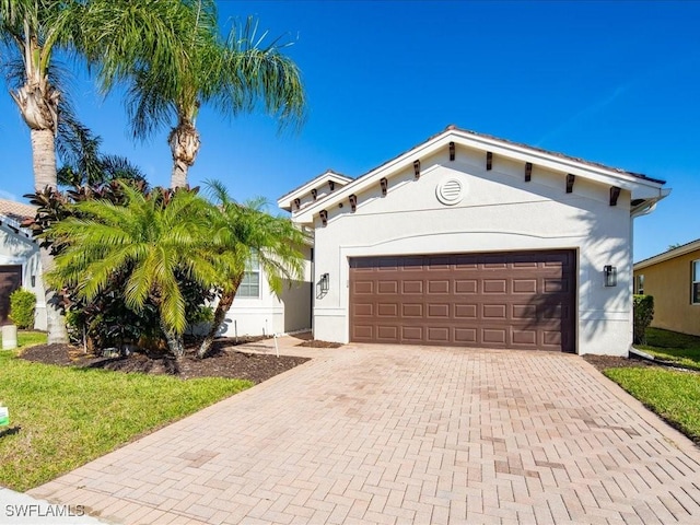 view of front of house featuring a garage