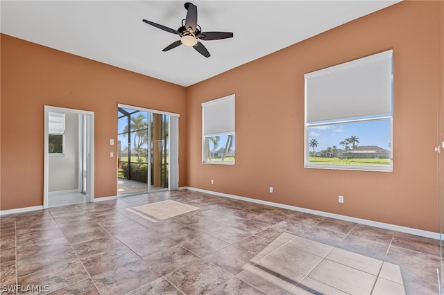 empty room with ceiling fan