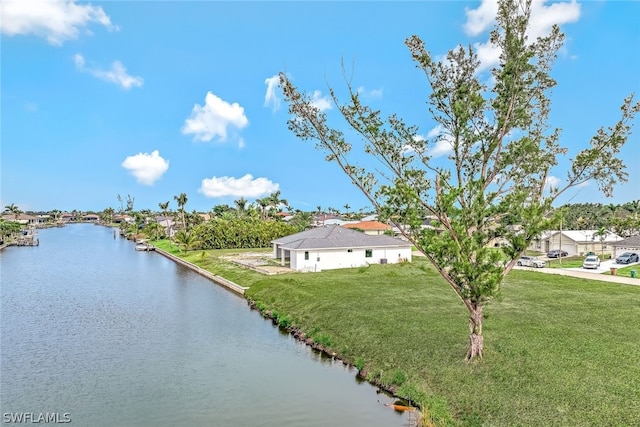 Listing photo 2 for 2114 SW 39th Ter, Cape Coral FL 33914