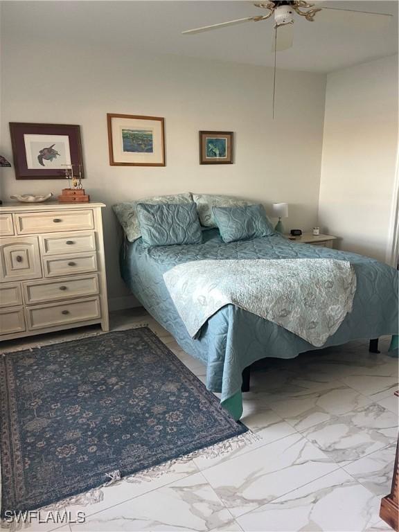 bedroom featuring ceiling fan