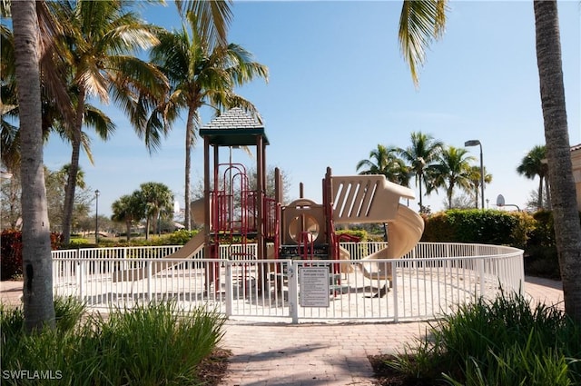 7804 Umberto Ct, Naples, FL 34114 - community play area featuring fence