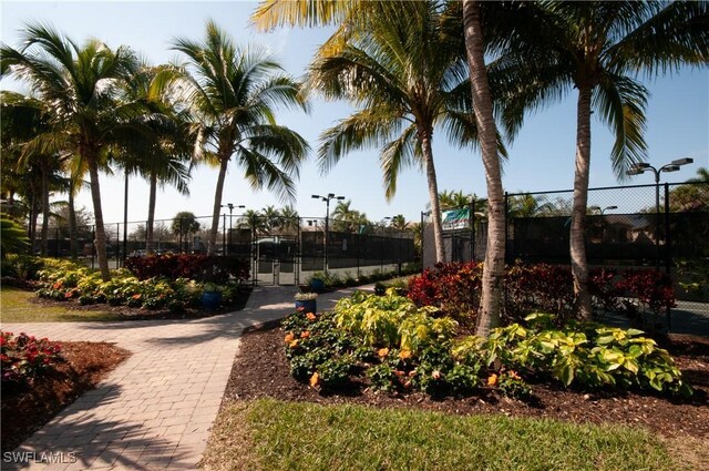 7804 Umberto Ct, Naples, FL 34114 - surrounding community featuring fence and a gate