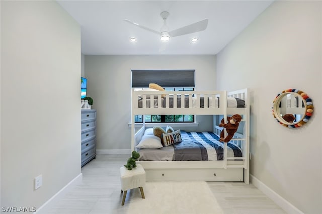 bedroom with ceiling fan