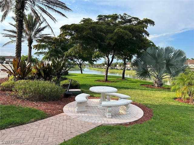 view of yard with a water view