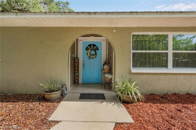 view of entrance to property