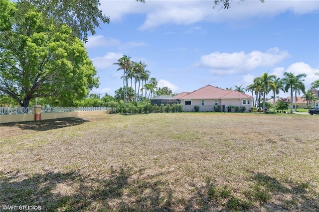 Listing photo 3 for 1907 Lagoon Ln, Cape Coral FL 33914