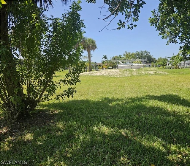 Listing photo 3 for 13425 Marquette Blvd, Fort Myers FL 33905