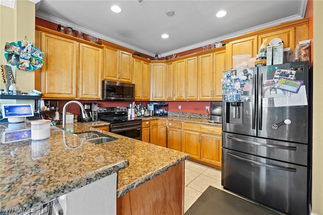 kitchen with kitchen peninsula, refrigerator with ice dispenser, light tile flooring, black electric range, and sink