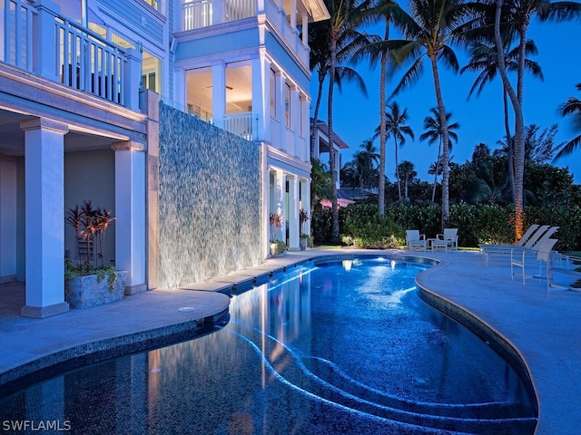 1270 Gulf Shore Blvd S, Naples, FL 34102 - outdoor pool featuring a patio area