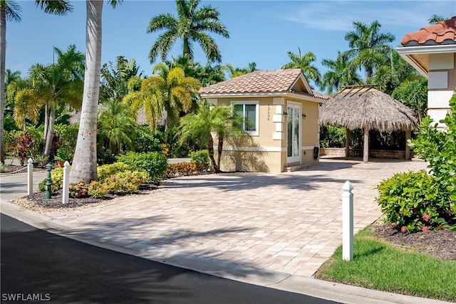 Listing photo 3 for 13596 Snook Cir, Naples FL 34114