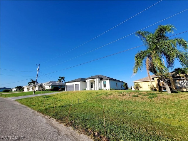 Listing photo 2 for 225 NW 29th Pl, Cape Coral FL 33993