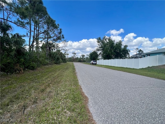 Listing photo 2 for 4441 Hobson St, Port Charlotte FL 33981