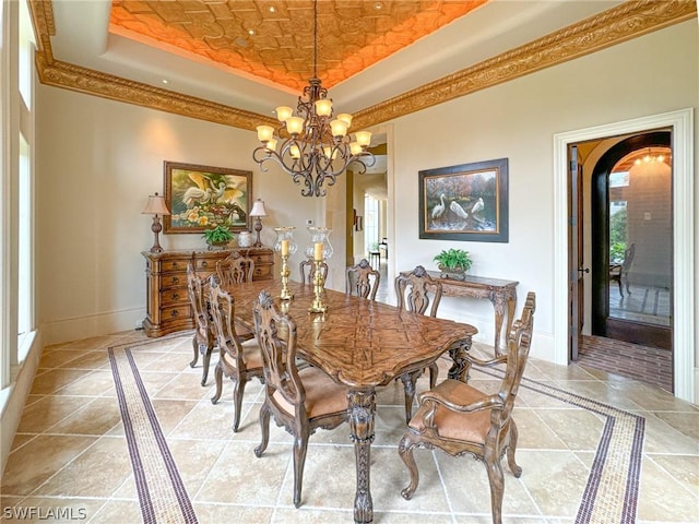 dining room with an inviting chandelier