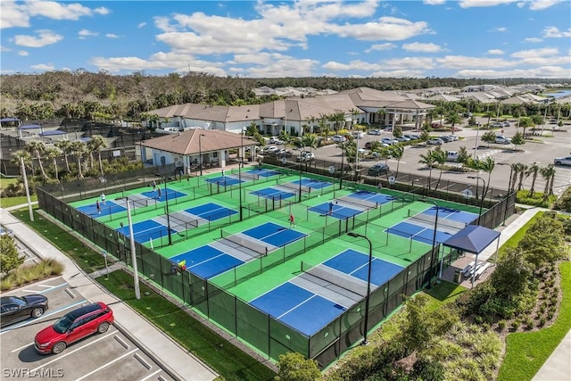 bird's eye view with a residential view