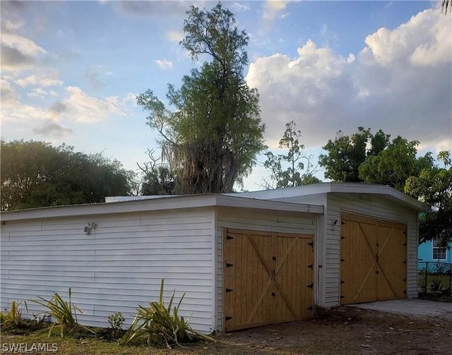 view of outdoor structure