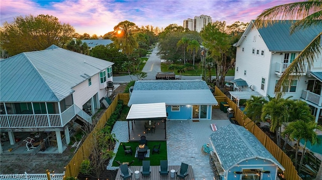 view of aerial view at dusk